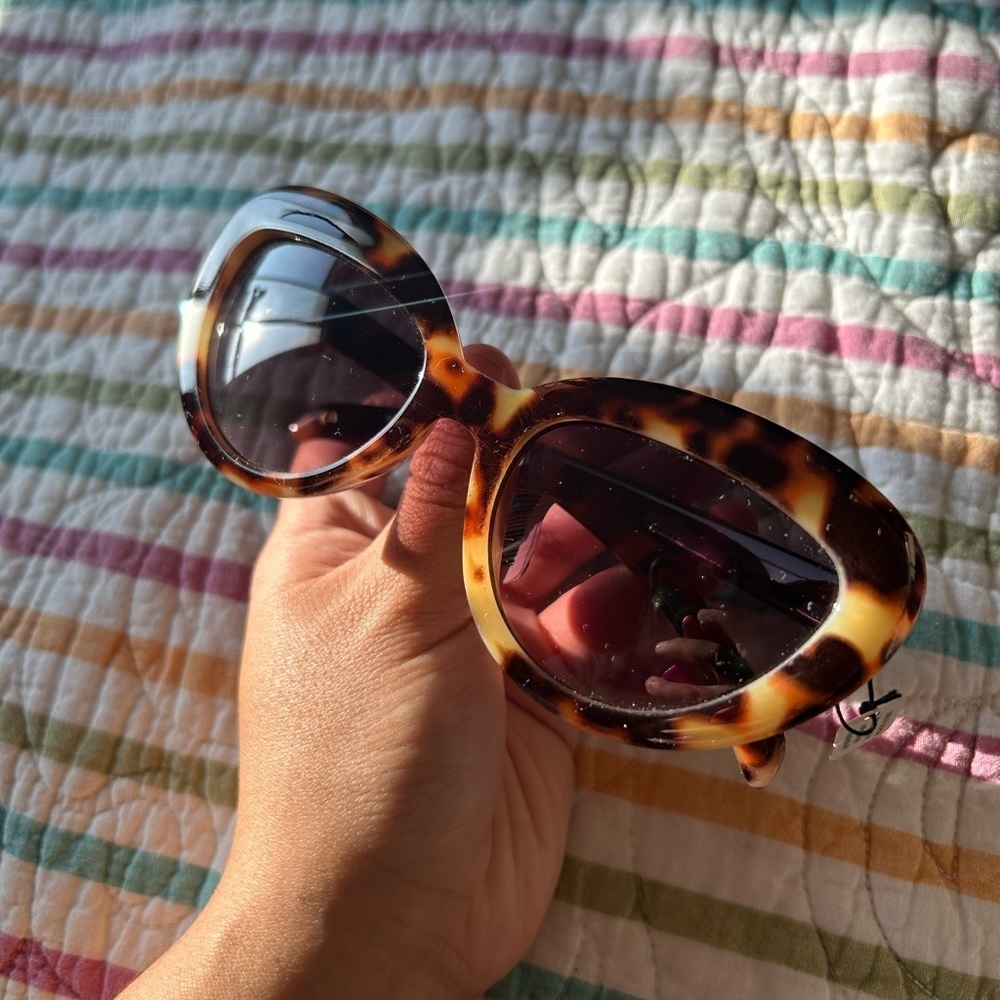 Anthropologie Ett: Twa Tortoise Sunglasses